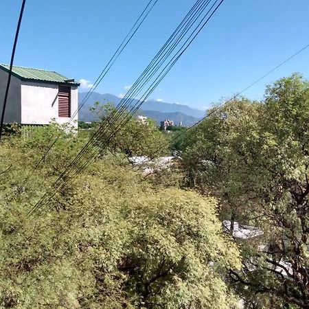 شقة ميندوزا  في Acogedor Departamento Frente Al Parque Civico المظهر الخارجي الصورة